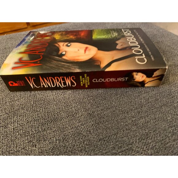 V.C. Andrews "Cloudburst" Paperback Book - Picture 4 of 5